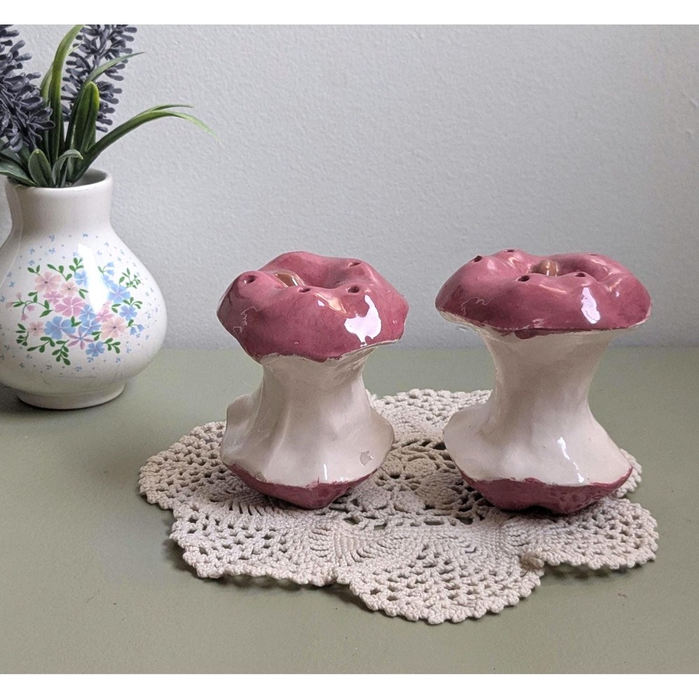 Vintage Apple Core Salt & Pepper Shakers Ceramic Pink Kitchen Cottagecore